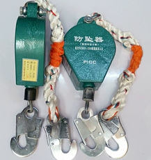 使用劣質(zhì)安全防墜器,談何安全